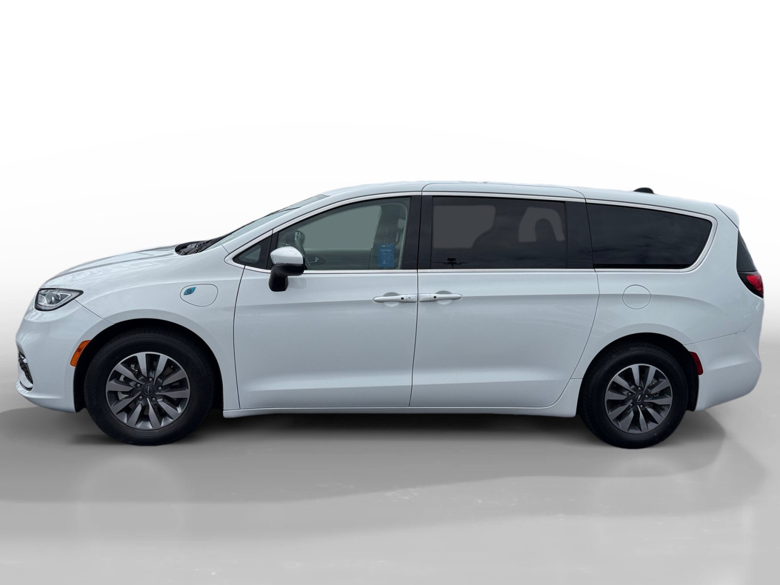 chrysler pacifica hybrid 2023 2C4RC1L76PR622339 image chrysler pacifica hybrid 2023 2C4RC1L76PR622339 image